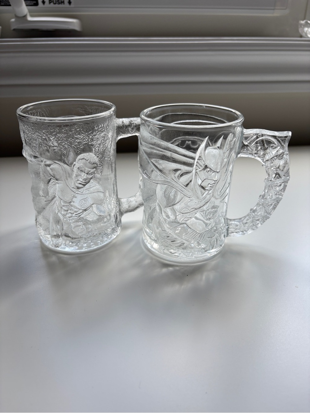 Vintage 1995 McDonald’s Batman Forever Glass Mug Set Batman & Robin Collectible